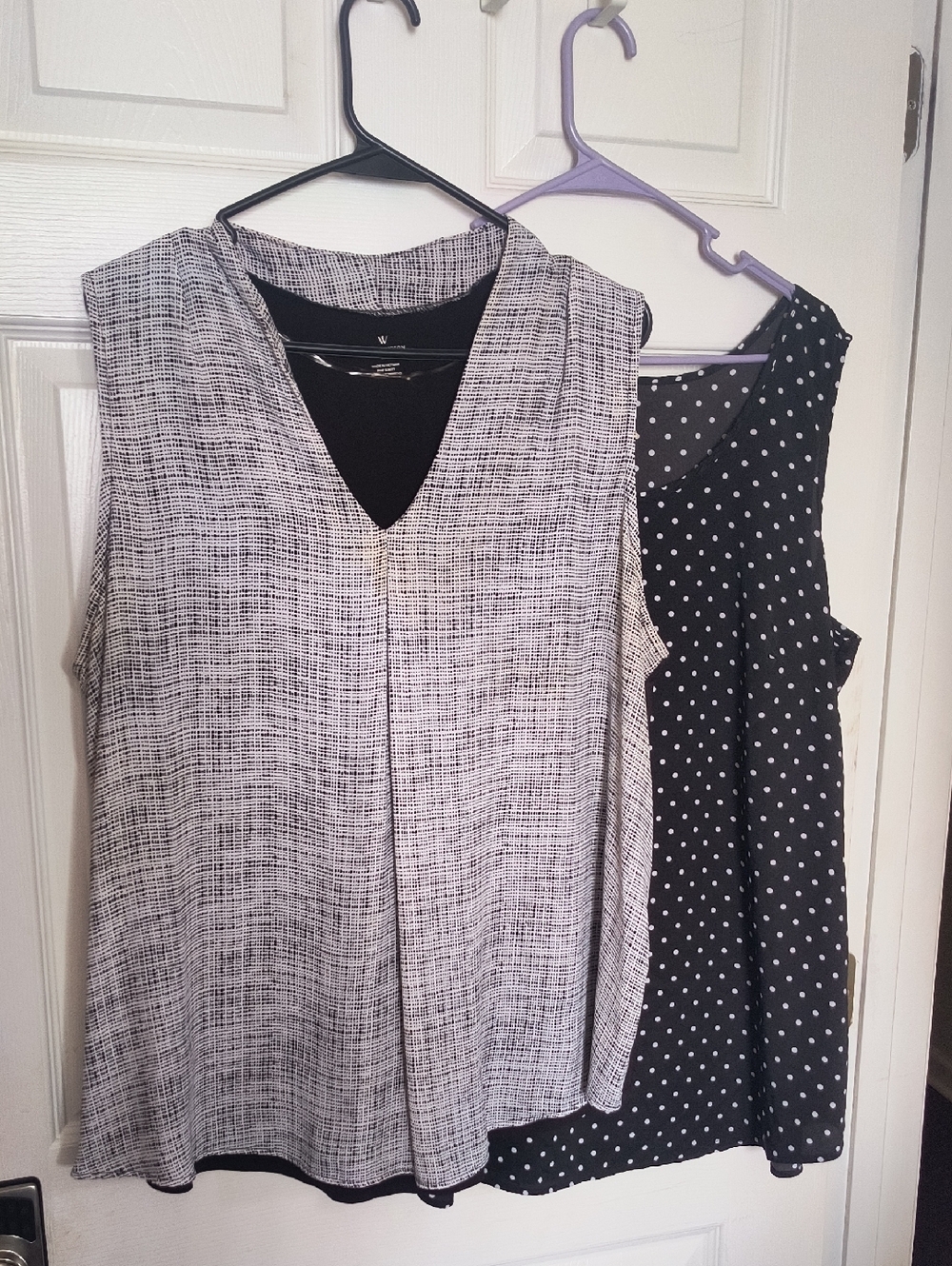 Sleeveless V-Neck Women’s Tops (2)- Black & White Pattern